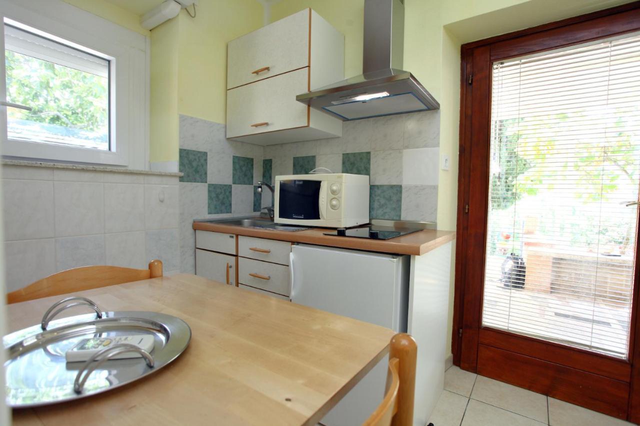 Dino Studio And Room Apartments Πορτορόζ Εξωτερικό φωτογραφία